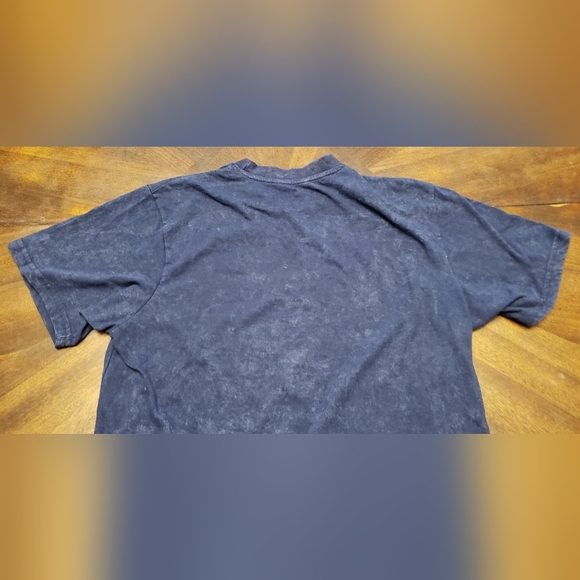 Young Men's Navy Graphic T-Shirt Size Medium ACID WASH STYLE - Picture 6 of 9